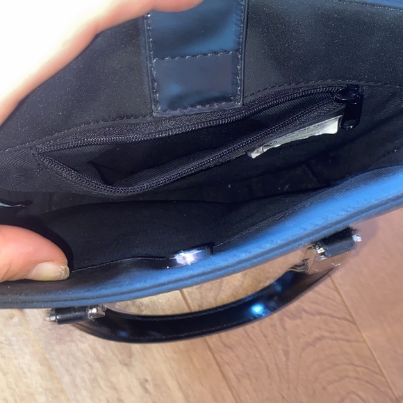 DKNY black hand held purse - Picture 5 of 5